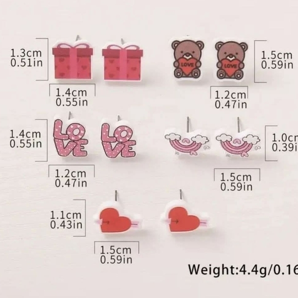 Set Of 5 Acrylyc Stud Love Earrings - Picture 3 of 3